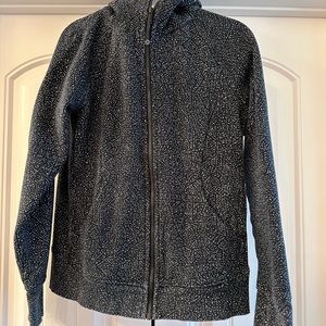 Lululemon Scuba Hoodie - black and white print - great condition - Size 12
